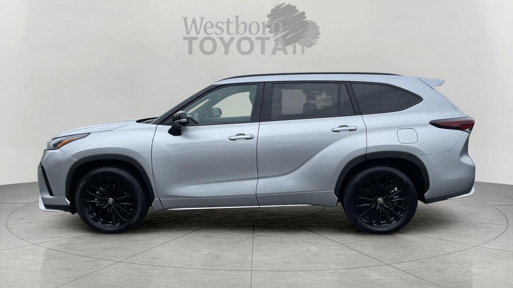Used 2025 Silver Toyota XSE image 4