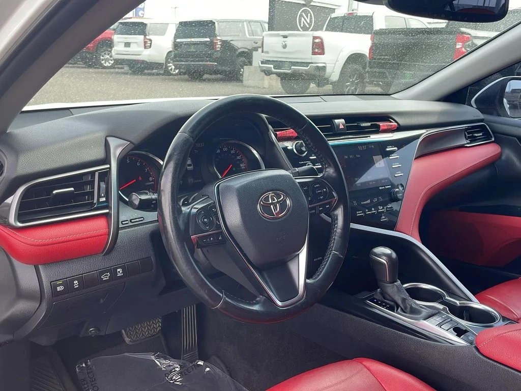 2020 Toyota Camry XSE - Photo 14