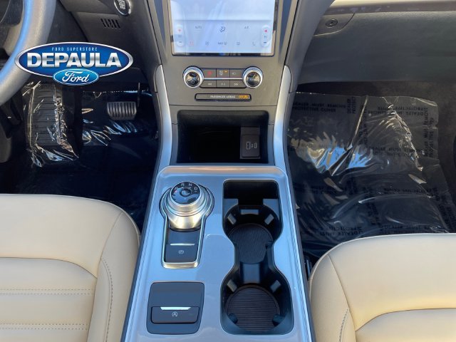 Used 2024 White Metallic Ford SEL image 14
