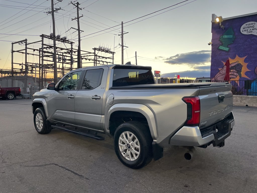 Used 2025 Silver Toyota SR5 image 3