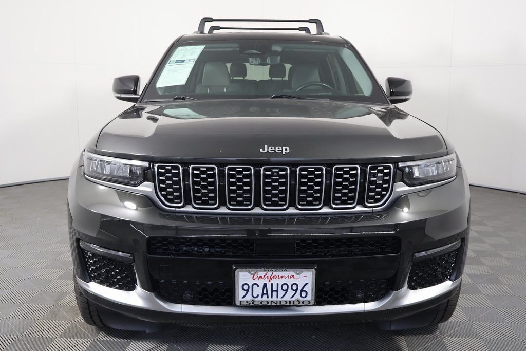 Used 2022 Rocky Mountain Pearlcoat Jeep Summit image 2