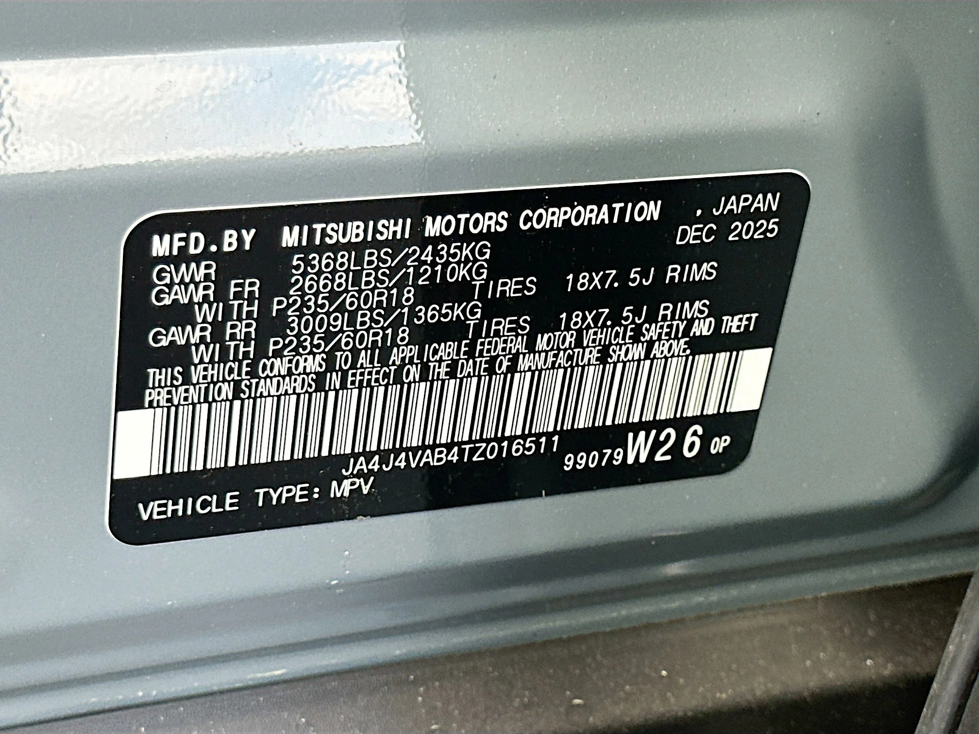 New 2026 Moonstone Gray Metallic/Black Roof Mitsubishi Trail Edition image 20