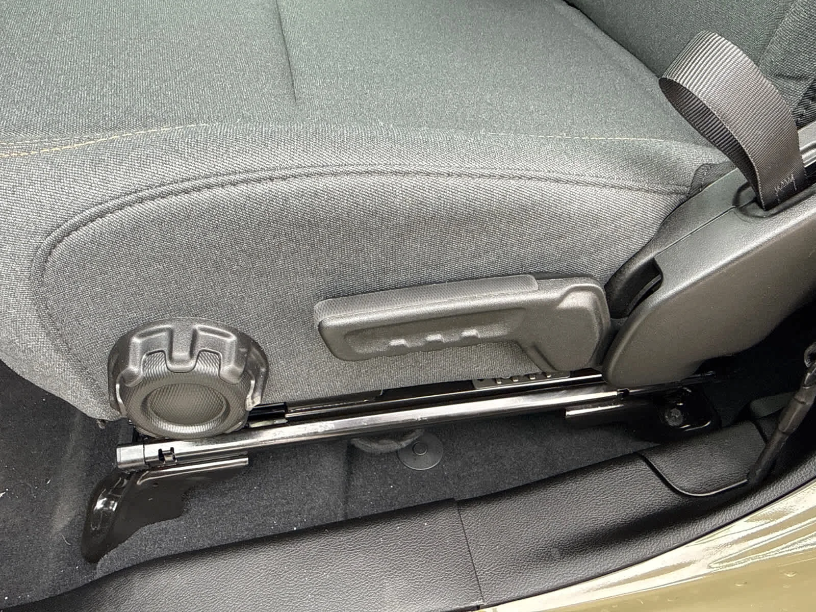 2026 Jeep Wrangler 4-Door Willys - Photo 13
