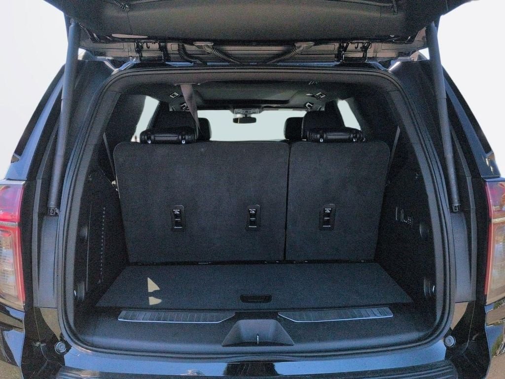 Used 2022 Black Chevrolet RST image 26