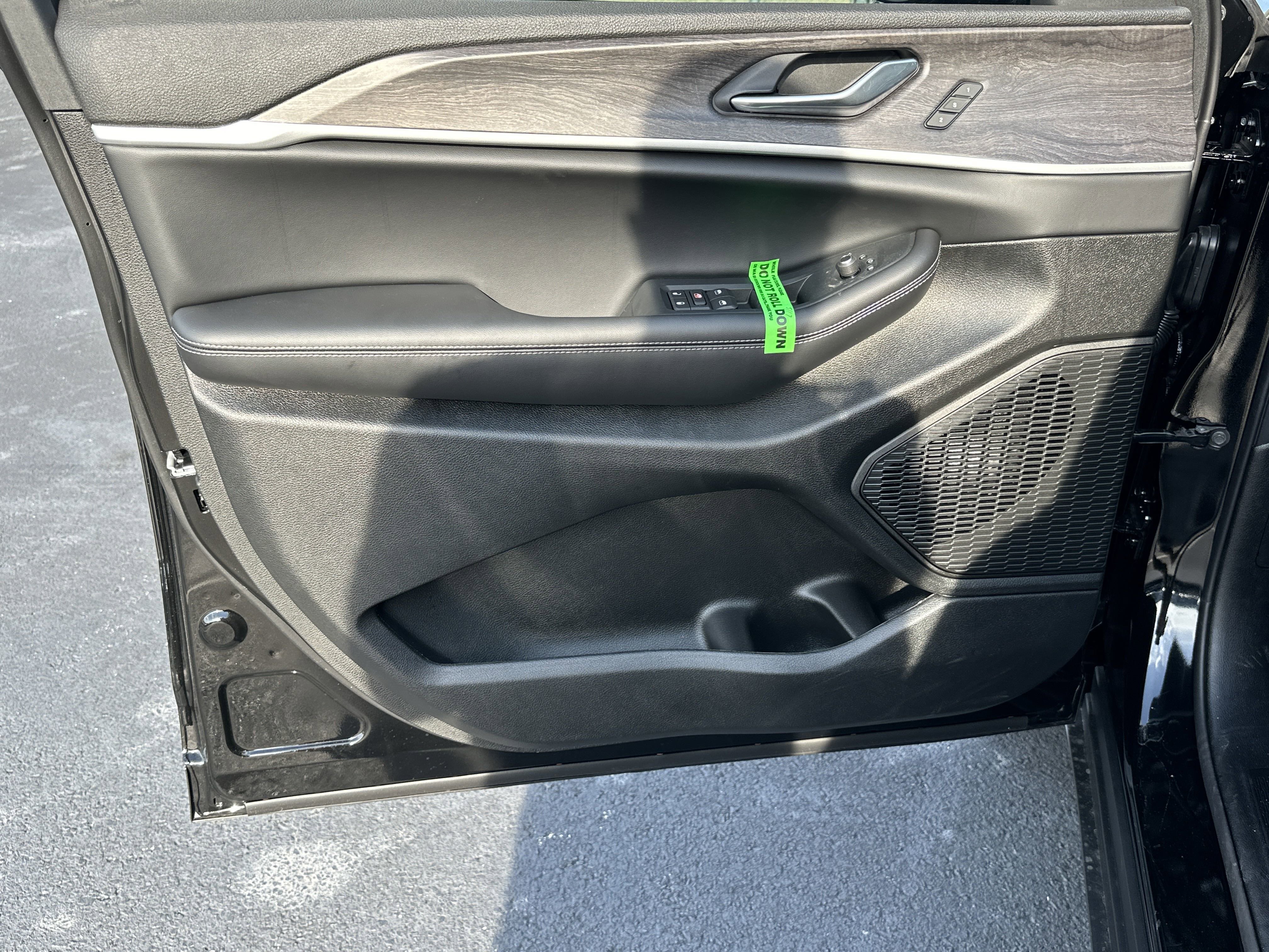 2025 Jeep Grand Cherokee L Limited - Photo 11