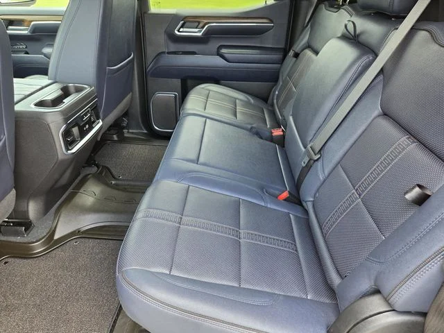 Used 2025 Beige Chevrolet High Country image 29