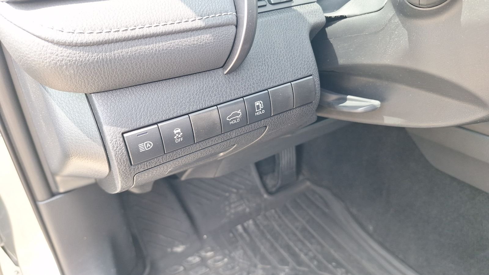 Used 2022 Silver Toyota XSE image 18