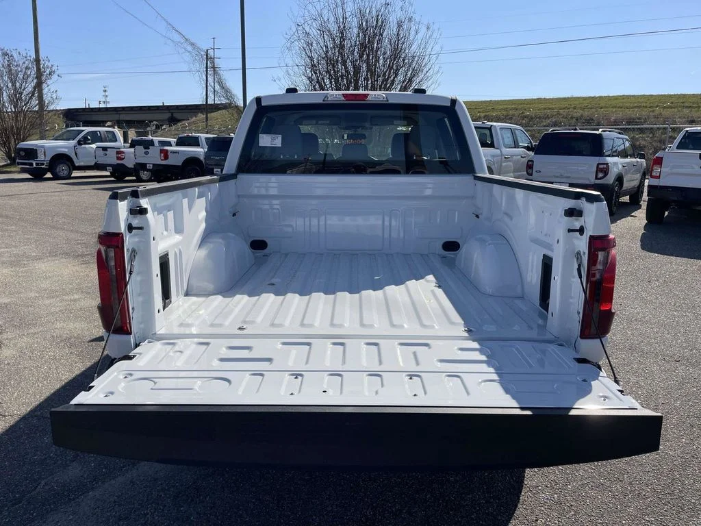 New 2026 Oxford White Ford XL image 10