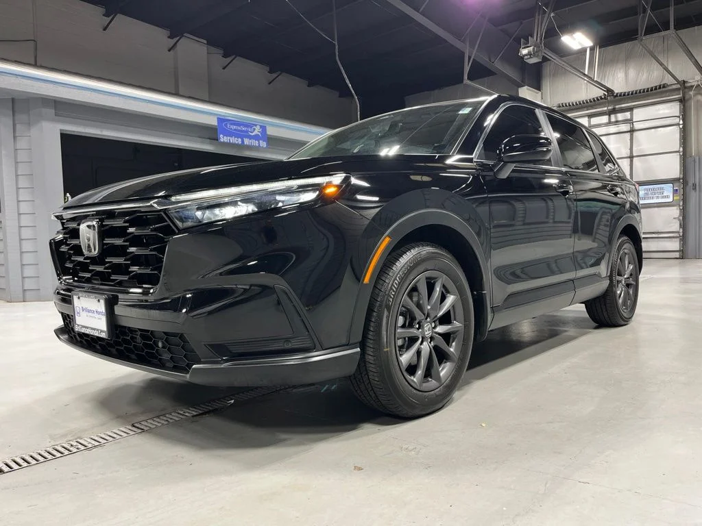 Certified Used 2026 Crystal Black Pearl Honda AWD EX-L image 3