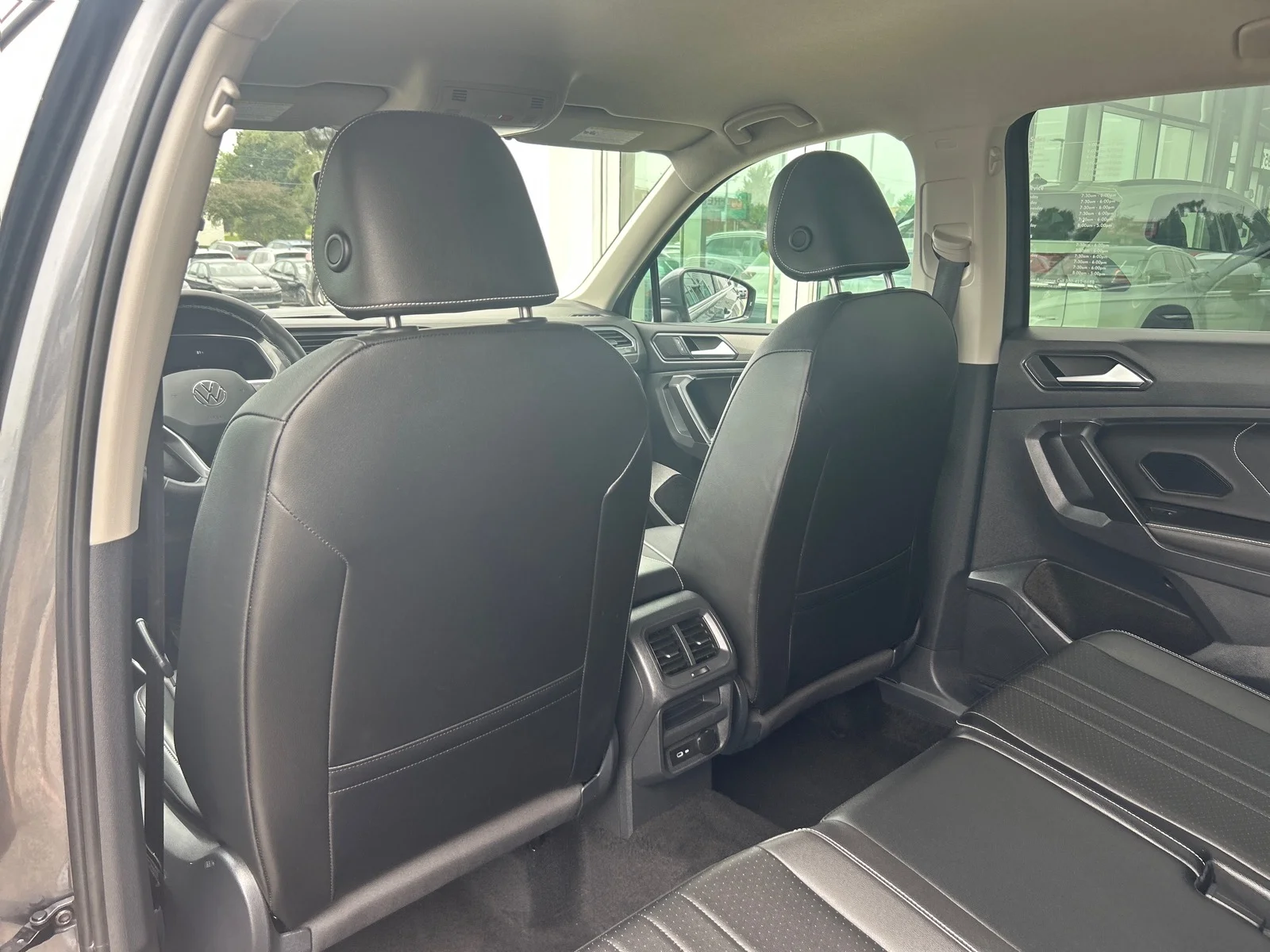 Used 2023 Gray Volkswagen 2.0T SE 4MOTION image 22