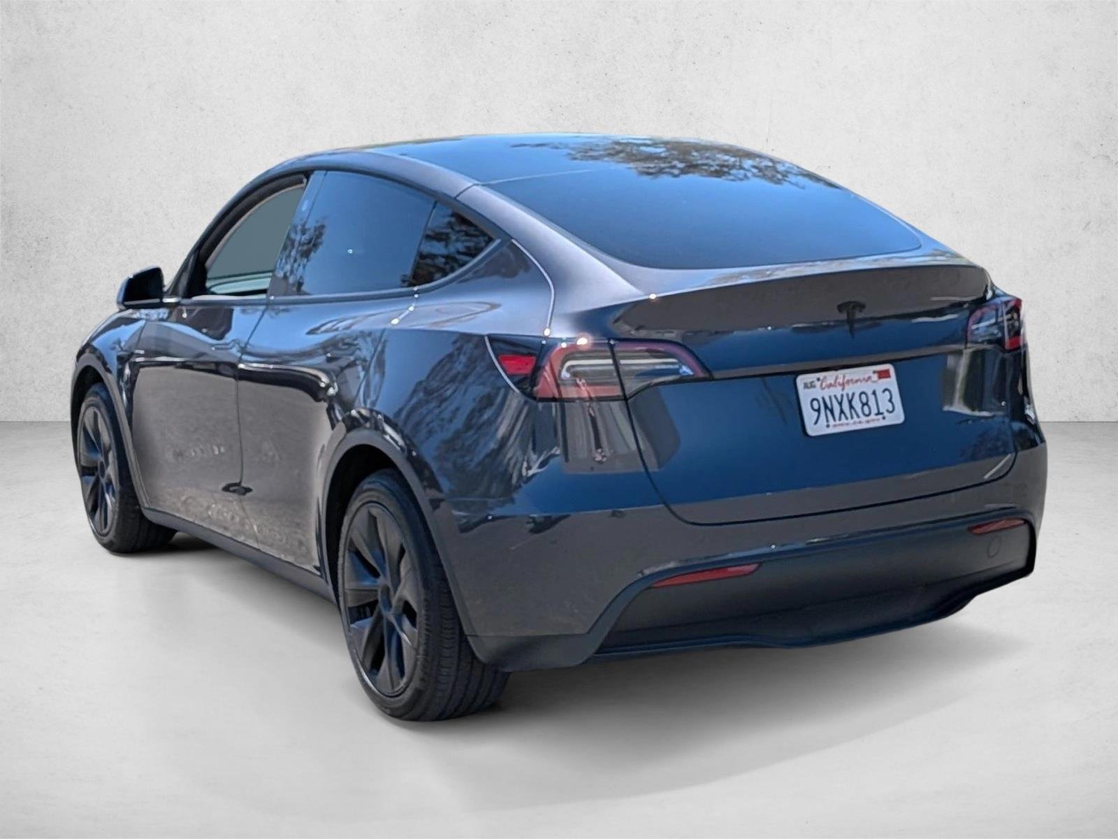 Used 2024 Stealth Grey Tesla Long Range image 7
