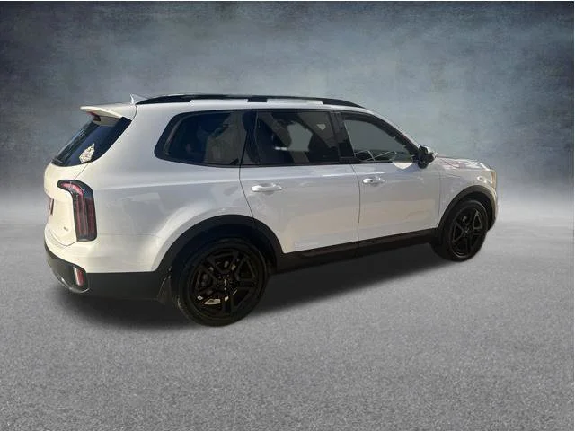 Used 2024 White Kia EX X-Line image 6