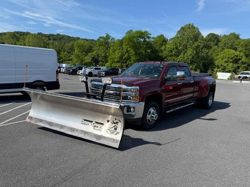 Used 2015 Deep Ruby Metallic Chevrolet LTZ image 2