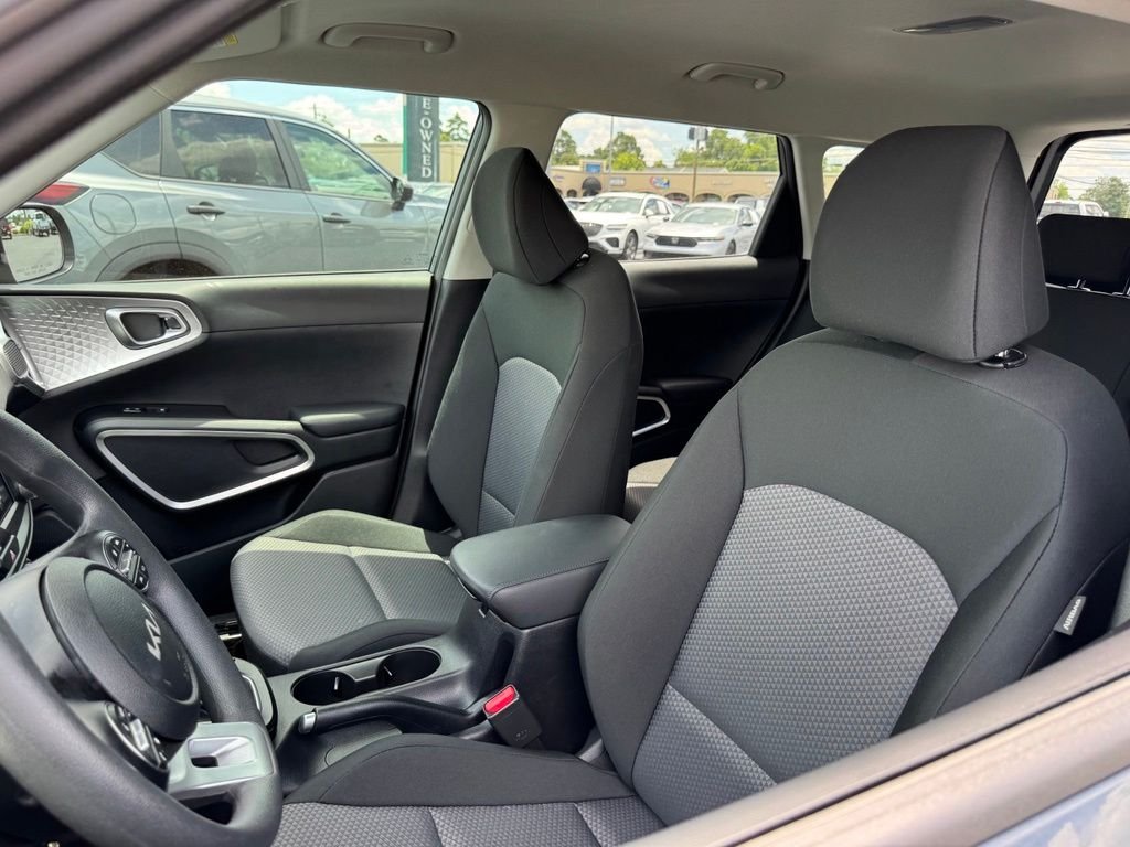 Used 2025 Gray Kia LX image 9