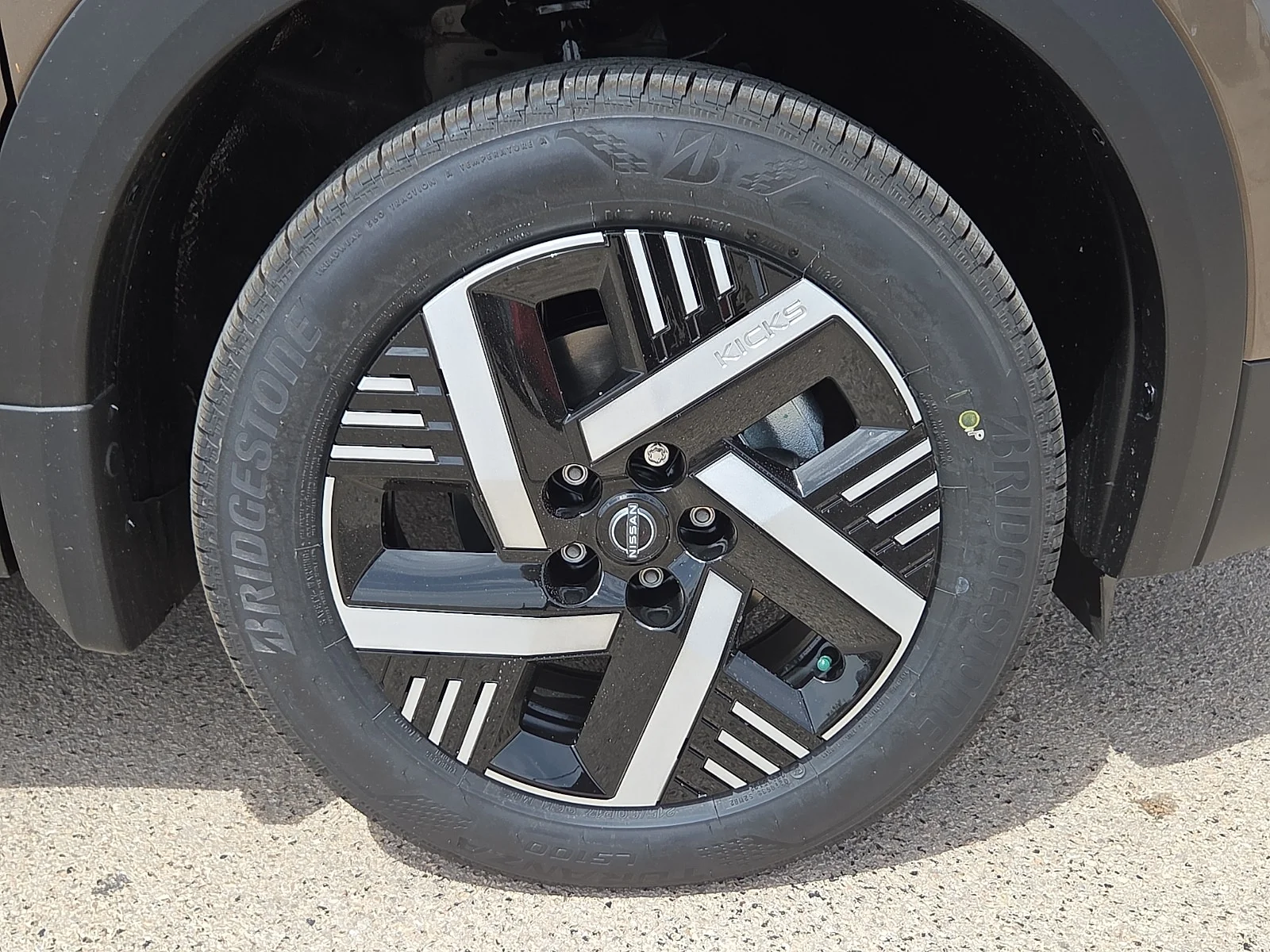 New 2027 CBF Canyon BRO Nissan SV Front-Wheel Drive image 7