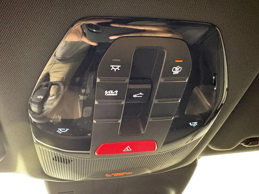 New 2027 Terrain Brown Kia X-Line S image 35