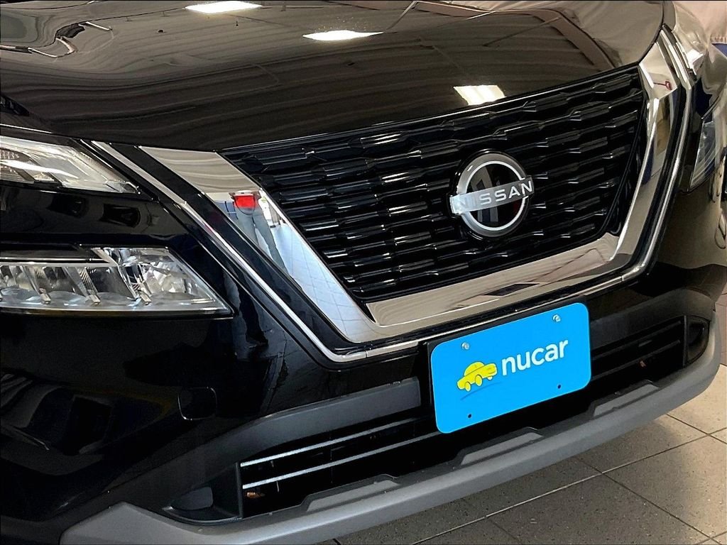 Used 2023 Black Nissan SV image 31