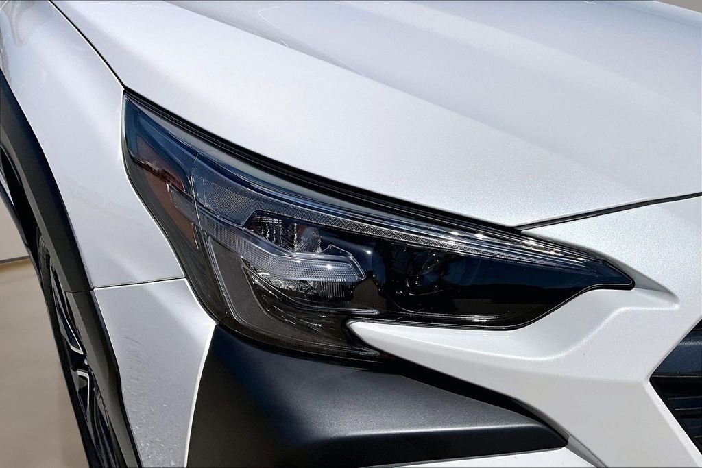 Used 2025 White Subaru Touring XT image 30