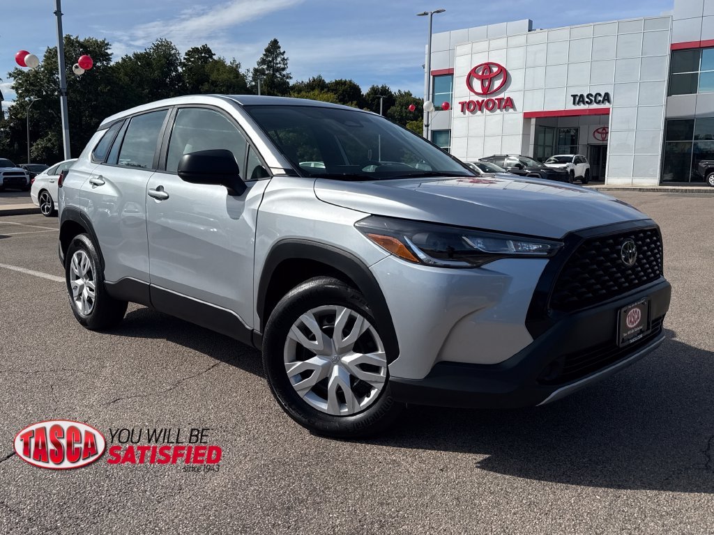 Certified Used 2025 Silver Toyota L image 1