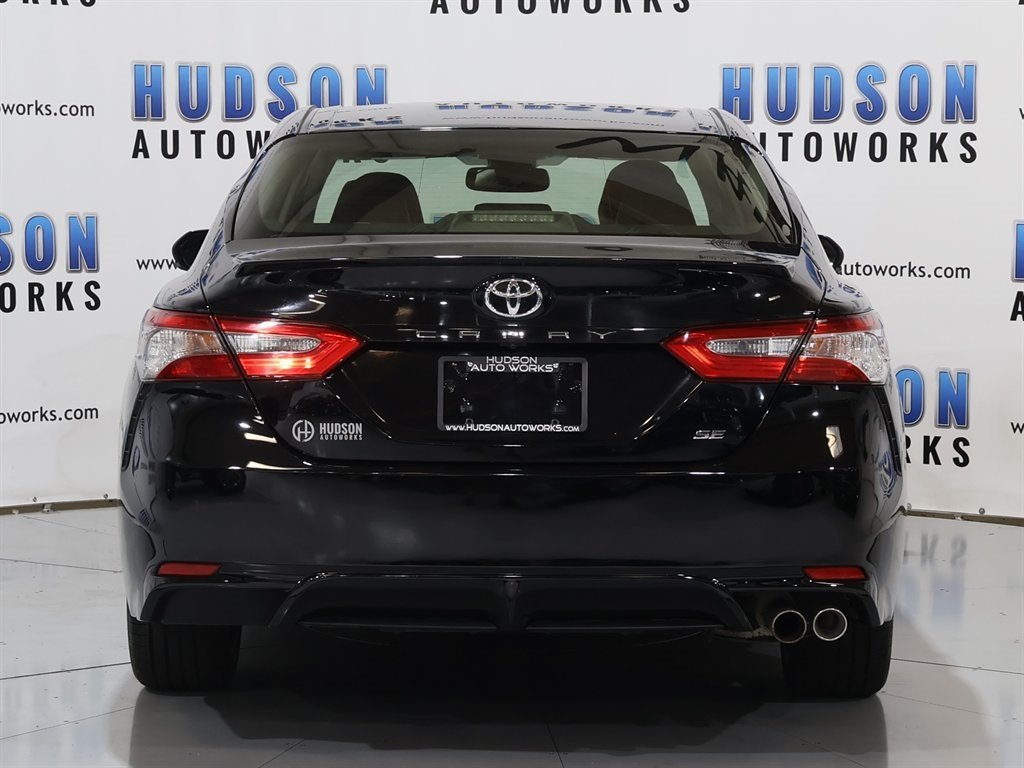 2018 Toyota Camry XLE XSE photo 4