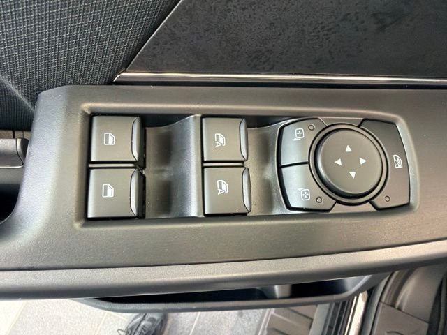 New 2026 Agate Black Metallic Ford XLT image 22