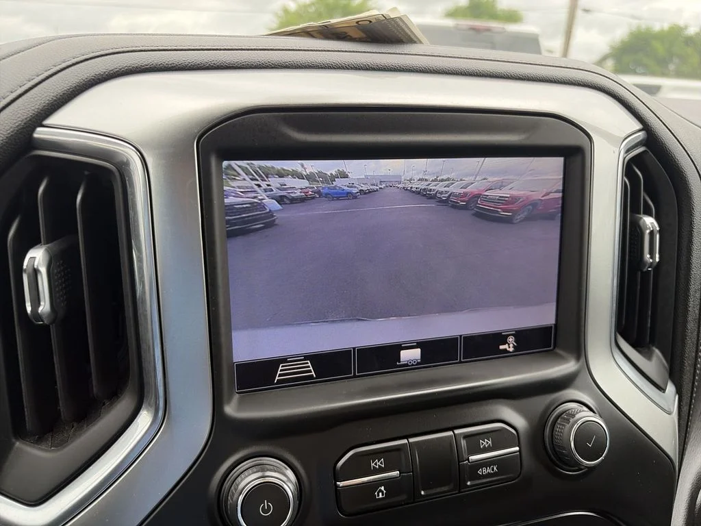 Used 2020 Silver Chevrolet RST image 23