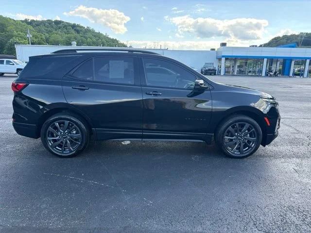 Used 2024 Mosaic Black Metallic Chevrolet RS image 9