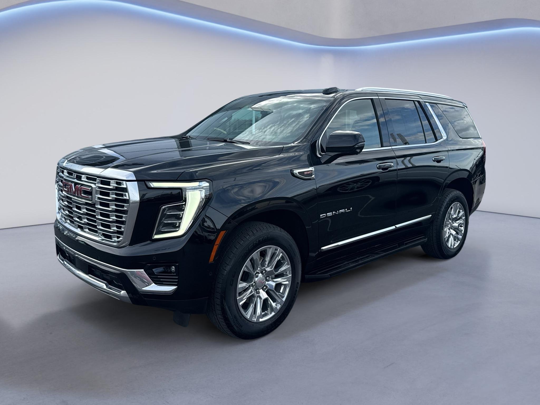Used 2025 Onyx Black GMC Denali image 1
