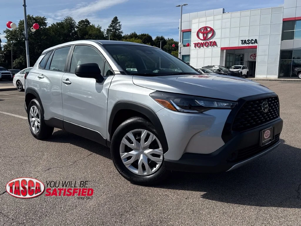 Used 2025 Silver Toyota L image 1