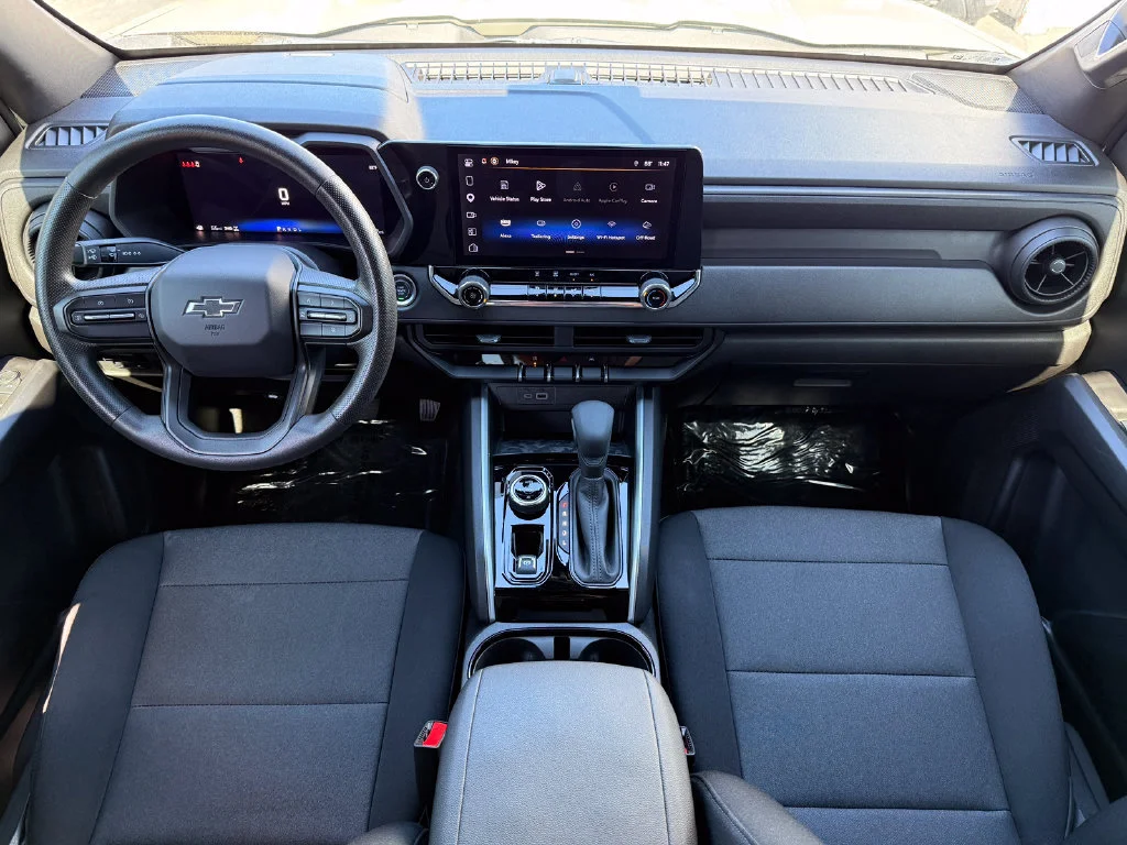 Used 2024 Sand Dune Metallic Chevrolet Trail Boss image 20