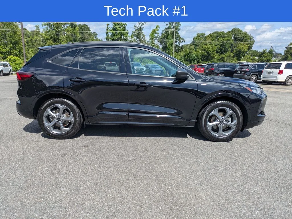 Used 2024 Black Ford ST-Line image 3