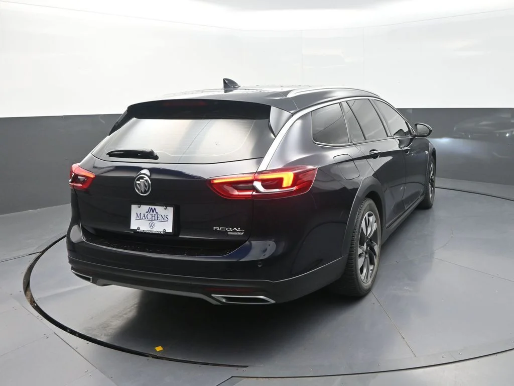 Used 2019 Blue Buick Preferred image 10