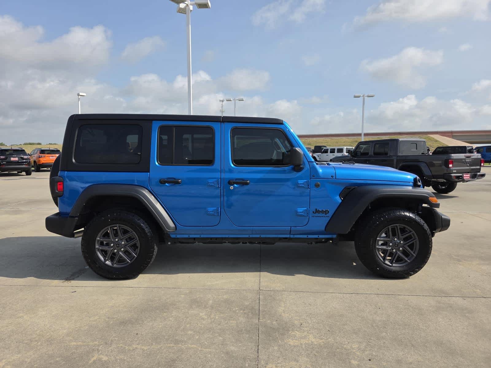 New 2026 Hydro Blue Pearlcoat Jeep Sport S image 6