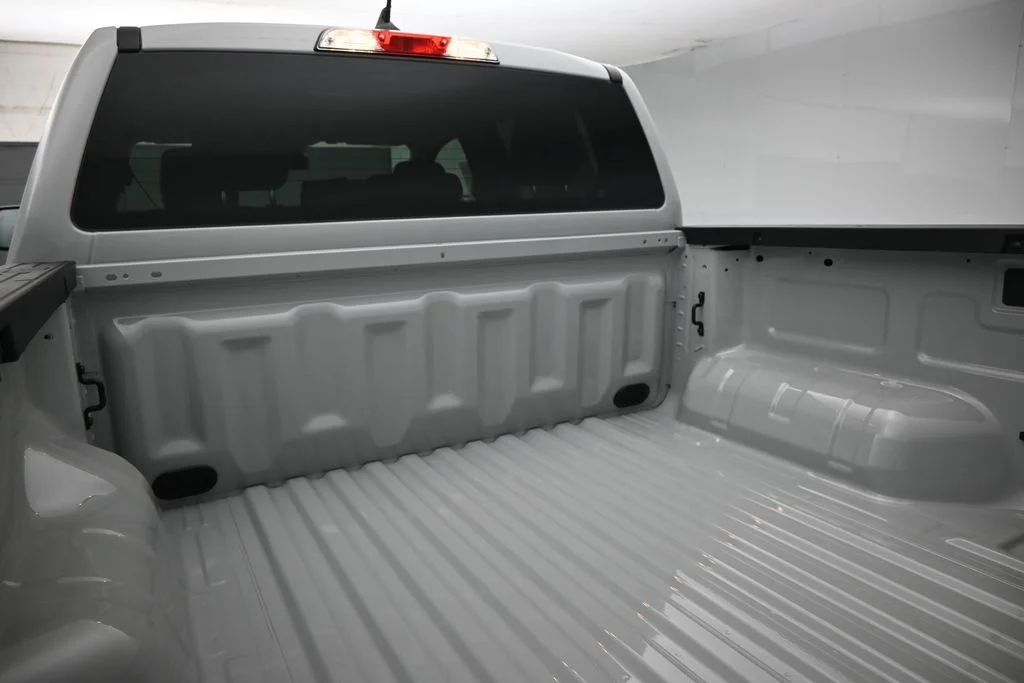 New 2026 Avalanche Ford XLT image 19