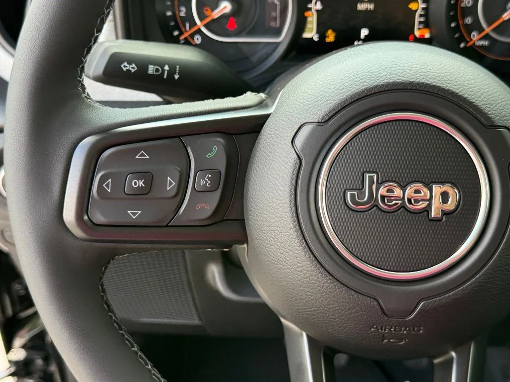New 2026 Black Clear-Coat Exterior Paint Jeep Sport S image 15