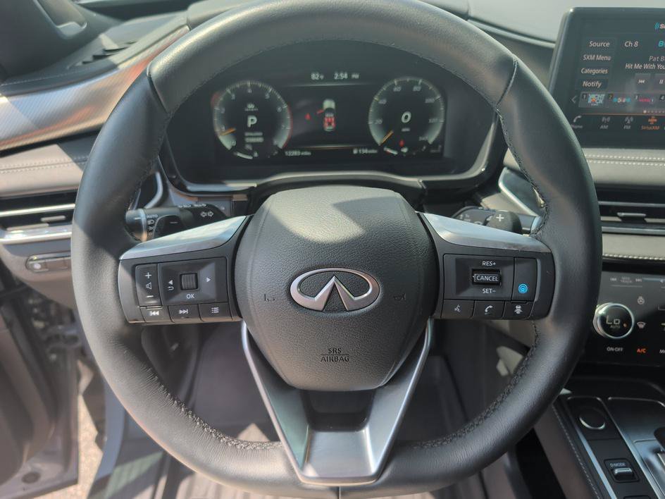 Certified Used 2025 Harbor Gray INFINITI LUXE image 18