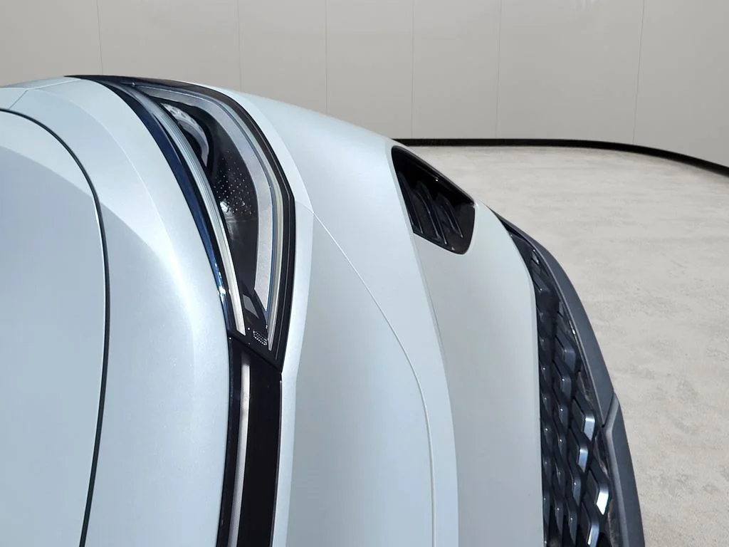Used 2023 Opal White Pearl Volkswagen Pro S image 27