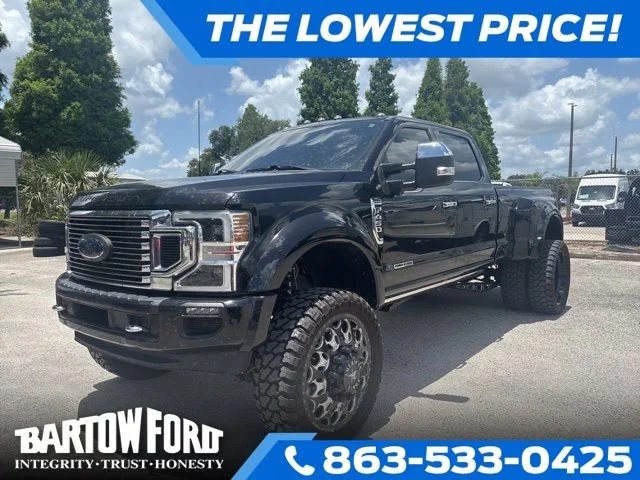 Used 2022 Black Ford Platinum image 1