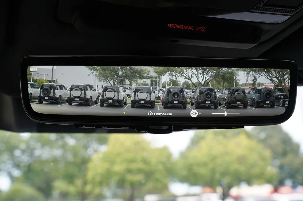 New 2026 Santorini Black Land Rover X image 20