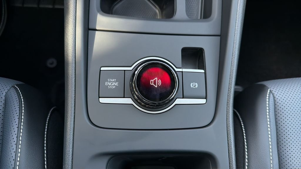 New 2026 Platinum Gray Metallic Volkswagen 2.0T SE image 26