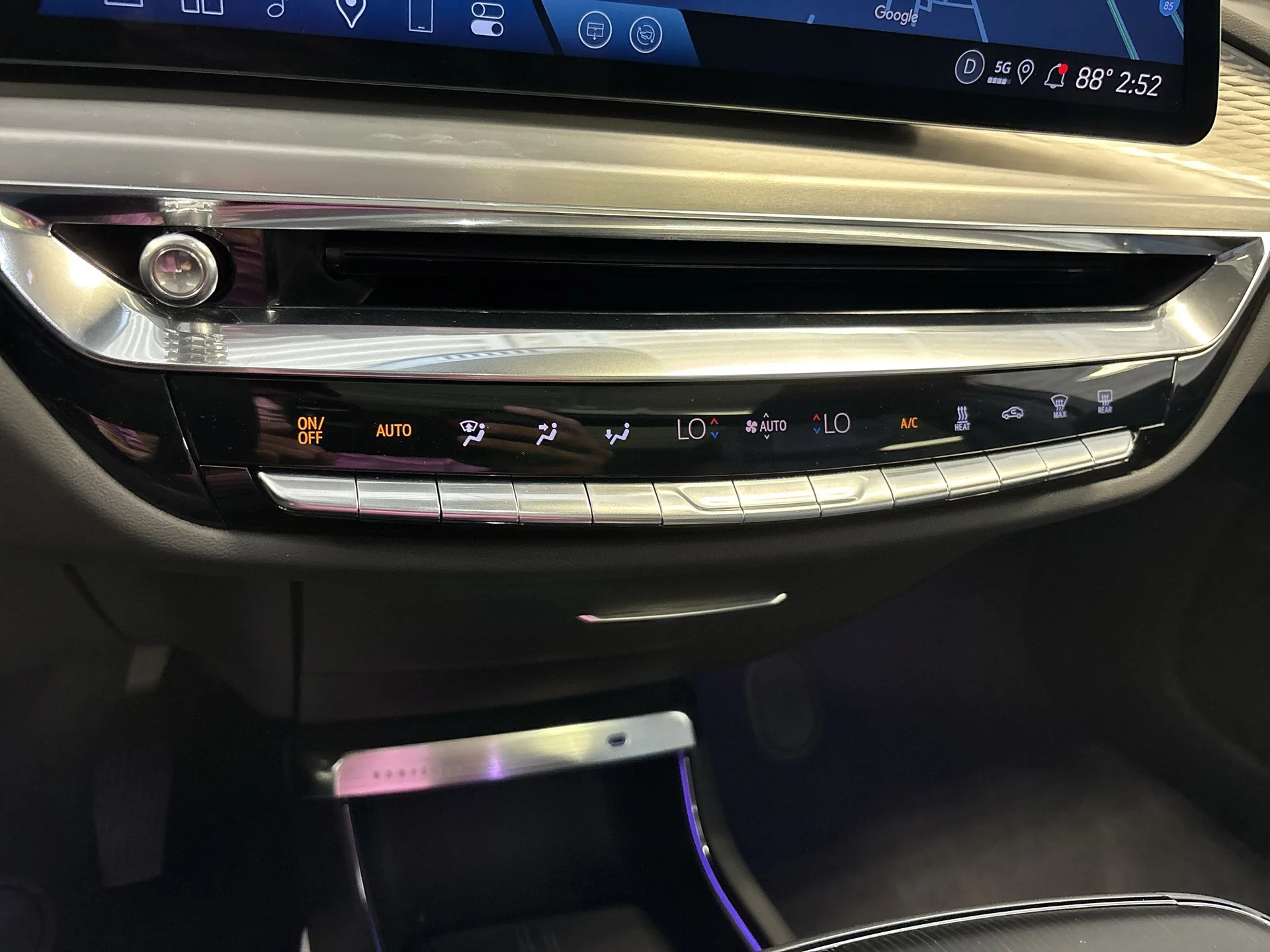 2025 Cadillac LYRIQ Luxury 2 - Photo 64