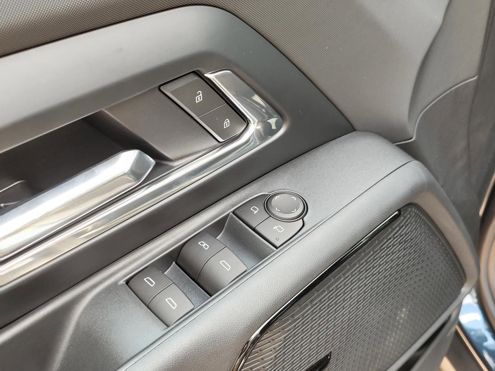 2026 Chevrolet Silverado EV LT - Photo 13