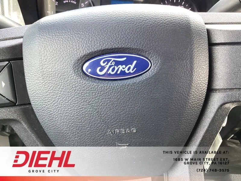 Used 2019 White Ford XL image 27
