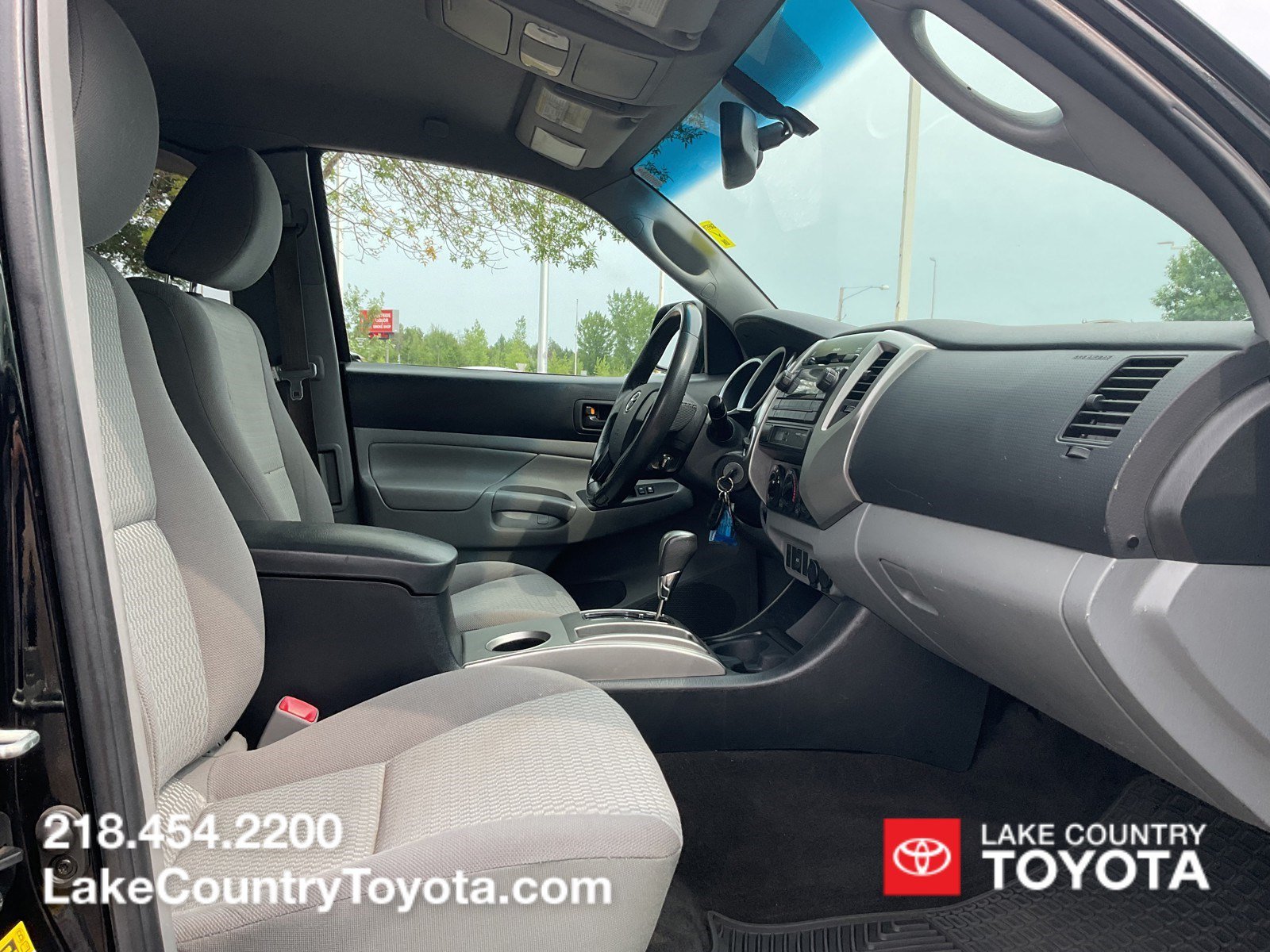 Used 2012 GREY METALLIC Toyota Base image 13