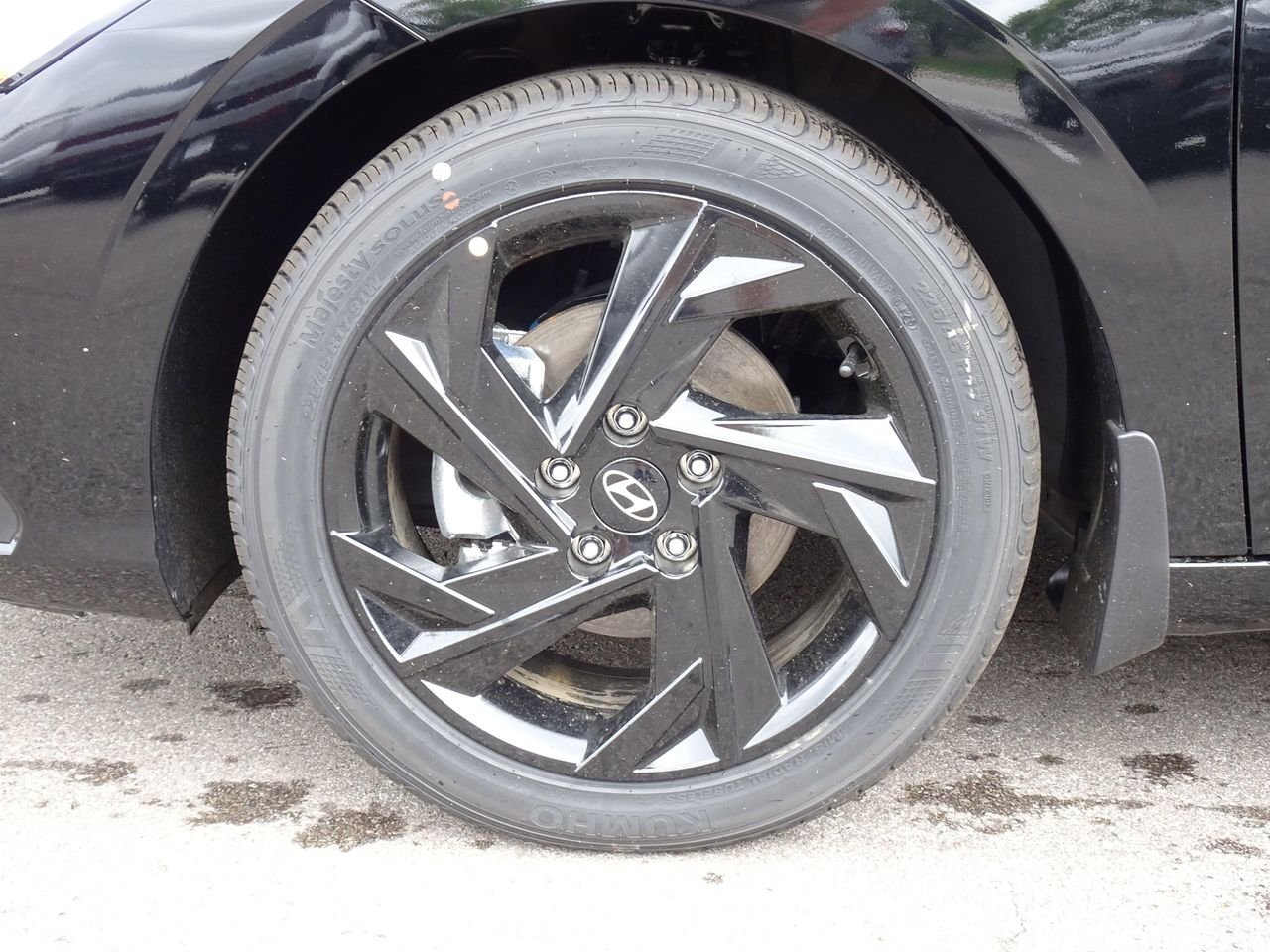 New 2026 Black Hyundai SEL Sport image 22