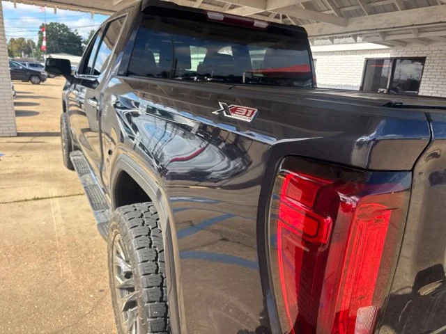Used 2023 Silver GMC SLT image 4
