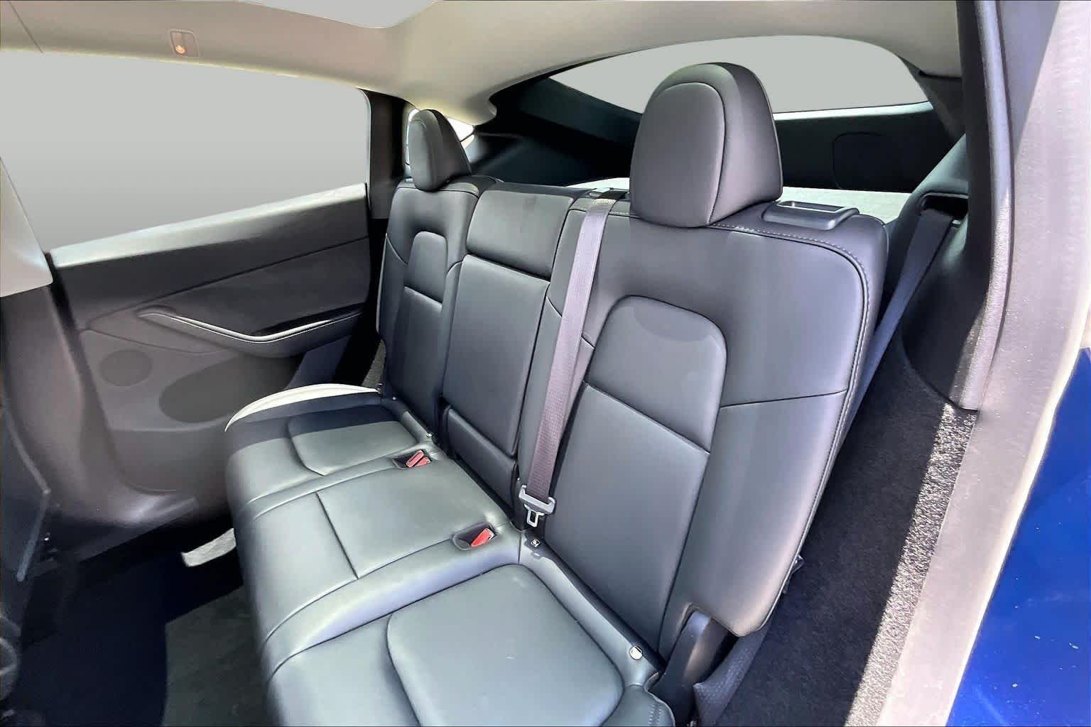 Used 2024 Deep Blue Metallic Tesla Long Range image 17