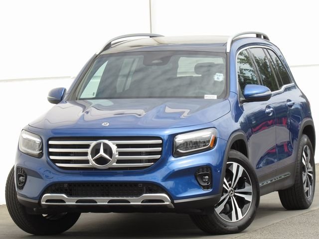 2025 Mercedes-Benz GLB GLB 250 4MATIC's photo