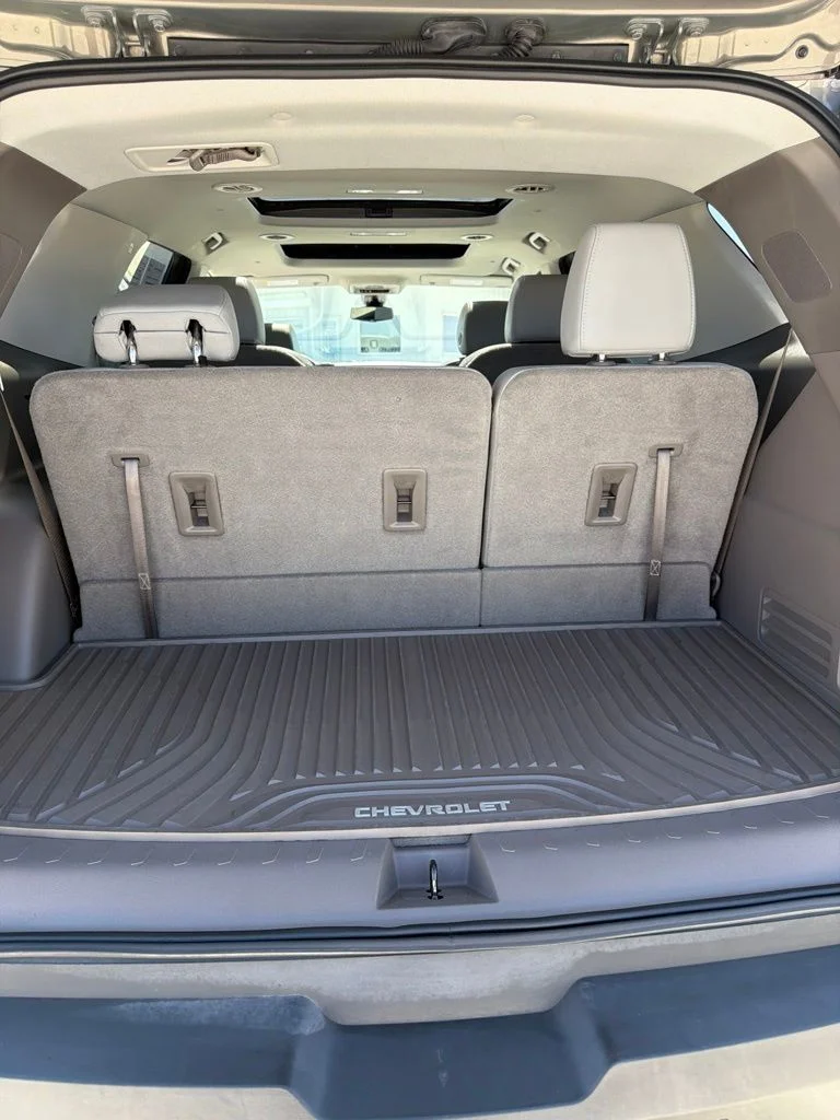 Used 2019 Gray Chevrolet 3LT image 26