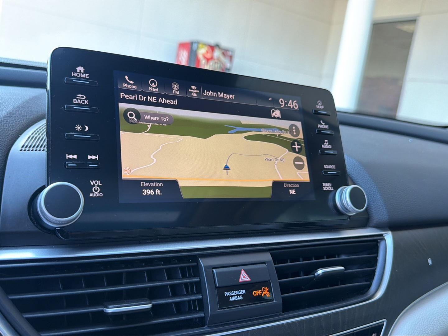 Used 2018 Platinum White Pearl Honda Touring image 26